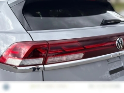 Volkswagen Atlas Cross Sport 2.0T SE w/Technology 4MOTION 2026