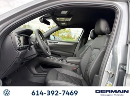 Volkswagen Atlas Cross Sport 2.0T SE w/Technology 4MOTION 2026