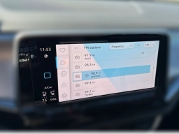 Volkswagen Atlas Cross Sport 2.0T SE w/Technology 4MOTION 2026