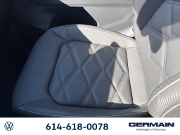 Volkswagen Atlas Cross Sport 2.0T SE w/Technology 4MOTION 2026