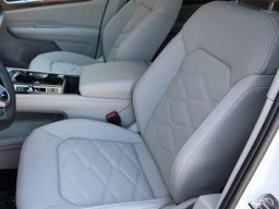 Volkswagen Atlas 2.0T SE w/Technology 4MOTION 2026