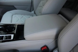 Volkswagen Atlas 2.0T SE w/Technology 4MOTION 2026