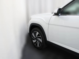 Volkswagen Atlas 2.0T SE w/Technology 4MOTION 2026