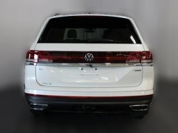 Volkswagen Atlas 2.0T SE w/Technology 4MOTION 2026