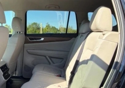 Volkswagen Atlas 2.0T SE w/Technology 4MOTION 2026