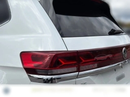 Volkswagen Atlas 2.0T SE w/Technology 4MOTION 2026