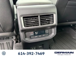 Volkswagen Atlas 2.0T SE w/Technology 4MOTION 2026