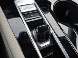 Volkswagen Atlas 2.0T SE w/Technology 4MOTION 2026