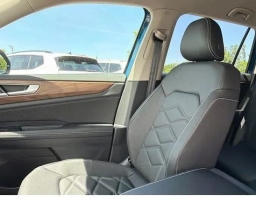 Volkswagen Atlas 2.0T SE w/Technology 4MOTION 2026