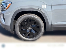 Volkswagen Atlas 2.0T SE w/Technology 4MOTION 2026