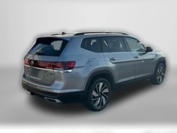 Volkswagen Atlas 2.0T SE w/Technology 4MOTION 2026