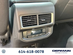 Volkswagen Atlas 2.0T SE w/Technology 4MOTION 2026