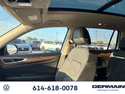 Volkswagen Atlas 2.0T SE w/Technology 4MOTION 2026