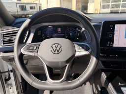 Volkswagen Atlas Cross Sport 2.0T SE w/Technology FWD 2026