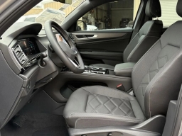 Volkswagen Atlas Cross Sport 2.0T SE w/Technology FWD 2026