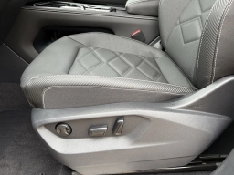 Volkswagen Atlas Cross Sport 2.0T SE w/Technology FWD 2026