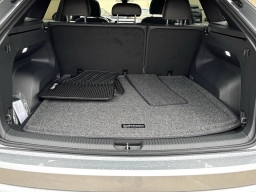 Volkswagen Atlas Cross Sport 2.0T SE w/Technology FWD 2026