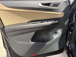 Volkswagen Atlas Cross Sport 2.0T SE w/Technology FWD 2026