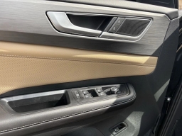 Volkswagen Atlas Cross Sport 2.0T SE w/Technology FWD 2026