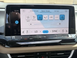 Volkswagen Atlas Cross Sport 2.0T SE w/Technology FWD 2026