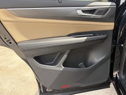 Volkswagen Atlas Cross Sport 2.0T SE w/Technology FWD 2026