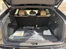 Volkswagen Atlas Cross Sport 2.0T SE w/Technology FWD 2026