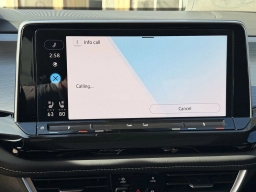 Volkswagen Atlas Cross Sport 2.0T SE w/Technology FWD 2026