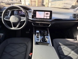 Volkswagen Atlas Cross Sport 2.0T SE w/Technology FWD 2026