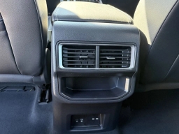 Volkswagen Atlas Cross Sport 2.0T SE w/Technology FWD 2026