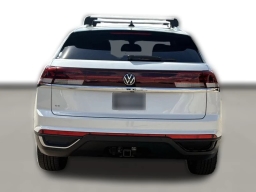 Volkswagen Atlas Cross Sport 2.0T SE w/Technology FWD 2026