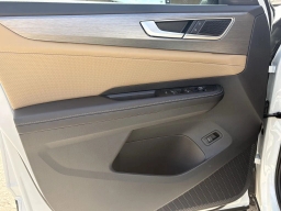 Volkswagen Atlas Cross Sport 2.0T SE w/Technology FWD 2026