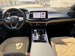 Volkswagen Atlas Cross Sport 2.0T SE w/Technology FWD 2026