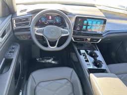 Volkswagen Atlas Cross Sport 2.0T SE w/Technology FWD 2026