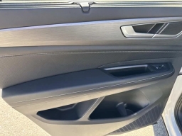 Volkswagen Atlas Cross Sport 2.0T SE w/Technology FWD 2026