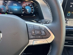 Volkswagen Atlas Cross Sport 2.0T SE w/Technology FWD 2026