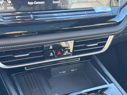 Volkswagen Atlas Cross Sport 2.0T SE w/Technology FWD 2026