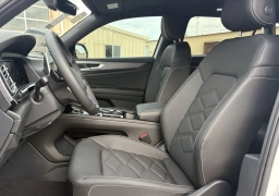 Volkswagen Atlas Cross Sport 2.0T SE w/Technology FWD 2026