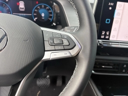 Volkswagen Atlas Cross Sport 2.0T SE w/Technology FWD 2026