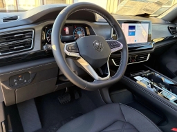 Volkswagen Atlas Cross Sport 2.0T SE w/Technology FWD 2026