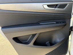 Volkswagen Atlas Cross Sport 2.0T SE w/Technology FWD 2026