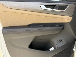 Volkswagen Atlas Cross Sport 2.0T SE w/Technology FWD 2026