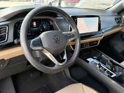 Volkswagen Atlas Cross Sport 2.0T SE w/Technology FWD 2026