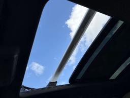 Volkswagen Atlas Cross Sport 2.0T SE w/Technology FWD 2026