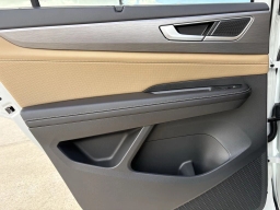 Volkswagen Atlas Cross Sport 2.0T SE w/Technology FWD 2026