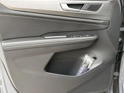 Volkswagen Atlas Cross Sport 2.0T SE w/Technology FWD 2026