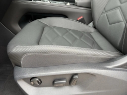 Volkswagen Atlas Cross Sport 2.0T SE w/Technology FWD 2026