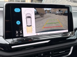 Volkswagen Atlas Cross Sport 2.0T SE w/Technology FWD 2026