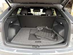 Volkswagen Atlas Cross Sport 2.0T SE w/Technology FWD 2026