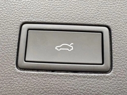 Volkswagen Atlas Cross Sport 2.0T SE w/Technology FWD 2026