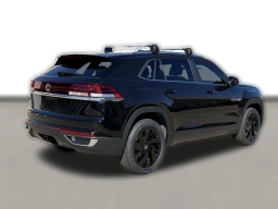 Volkswagen Atlas Cross Sport 2.0T SE w/Technology FWD 2026